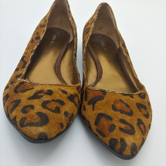 Nine West | "Naughty" Cheetah Animal Print Leather Pointed Toe Slip On Flats 6.5 - Picture 2 of 9